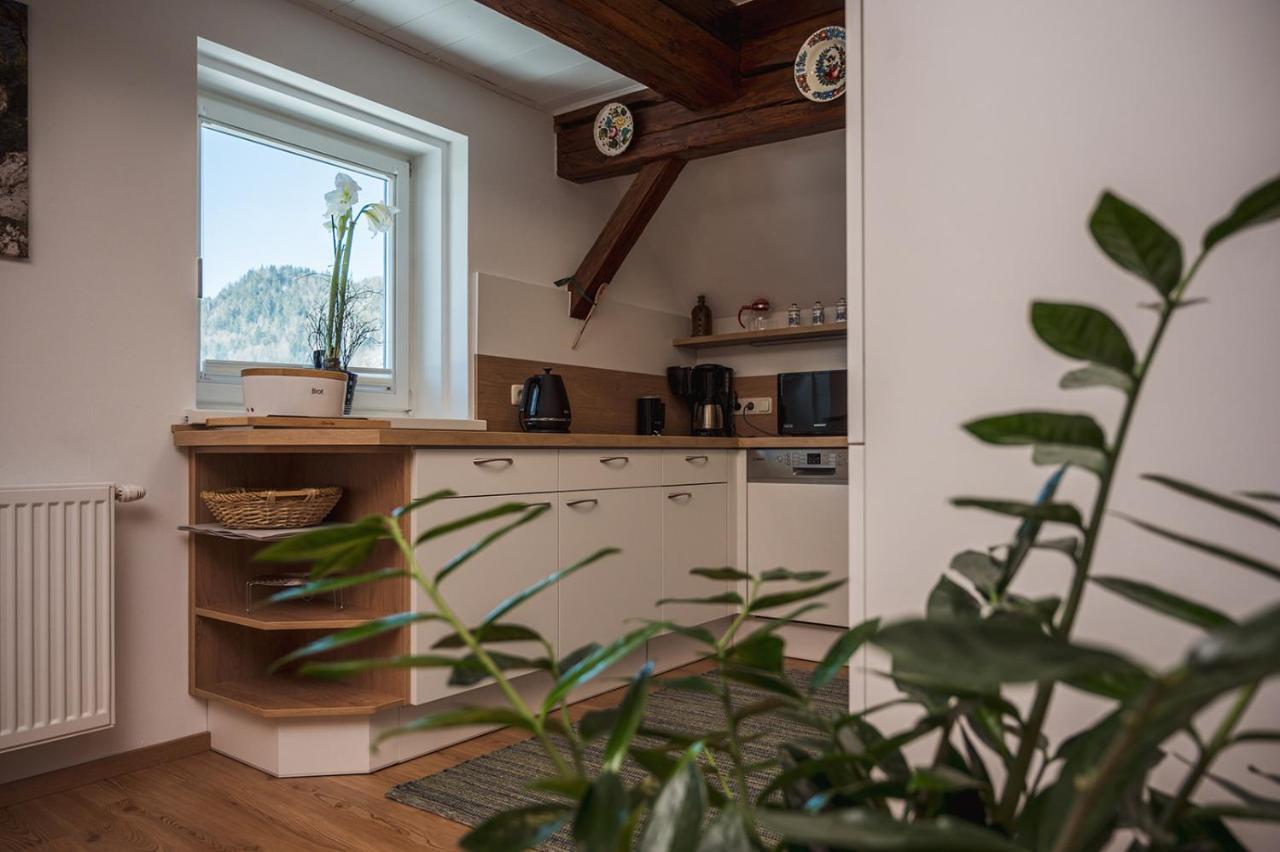 Altes Pfarrhaus Apartment Altaussee Exterior photo